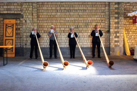 Gast-Alphornbläser aus Schaffhausen